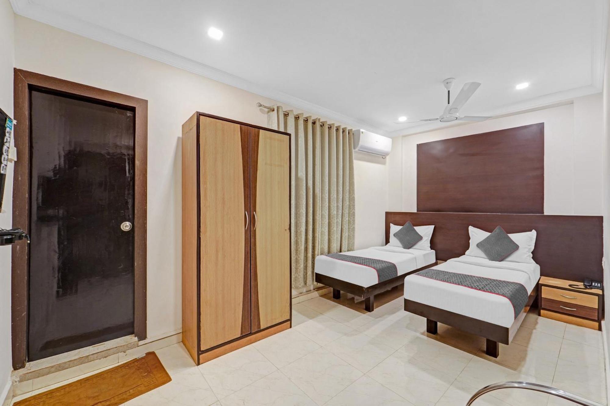Collection O Mount Road Rich Mount Near Marina Beach Hotel Chennai Exterior photo